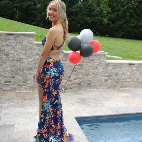 Couture Prom Dress JASZ - Picture 2 of 16